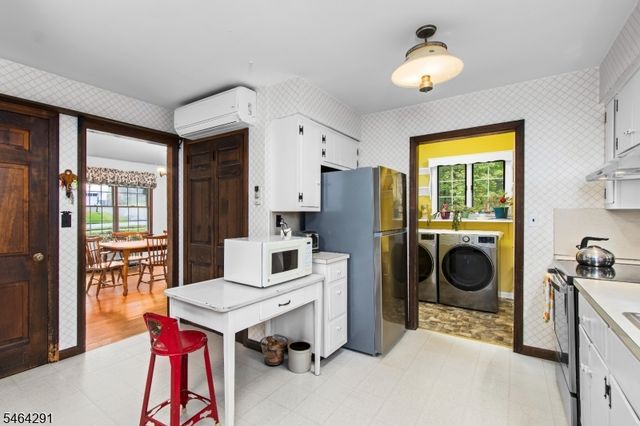 183 Eyland Ave, Roxbury Twp., NJ 07876