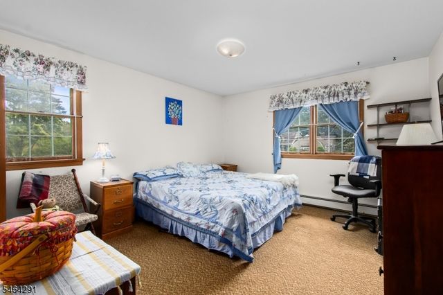 183 Eyland Ave, Roxbury Twp., NJ 07876