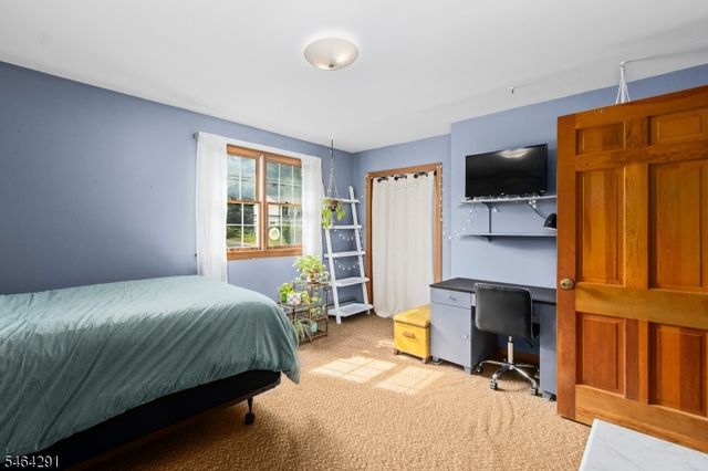 183 Eyland Ave, Roxbury Twp., NJ 07876
