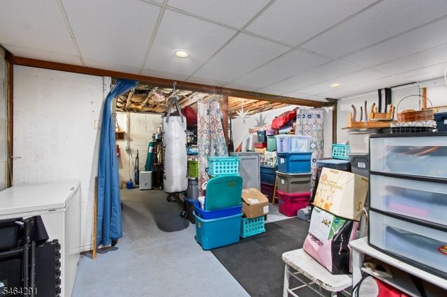 183 Eyland Ave, Roxbury Twp., NJ 07876
