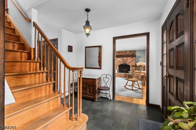 183 Eyland Ave, Roxbury Twp., NJ 07876