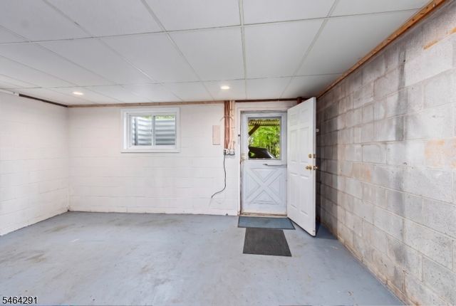 183 Eyland Ave, Roxbury Twp., NJ 07876