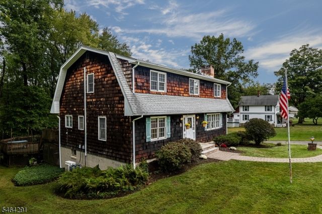 183 Eyland Ave, Roxbury Twp., NJ 07876