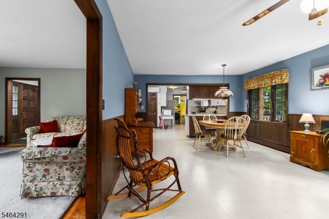 183 Eyland Ave, Roxbury Twp., NJ 07876