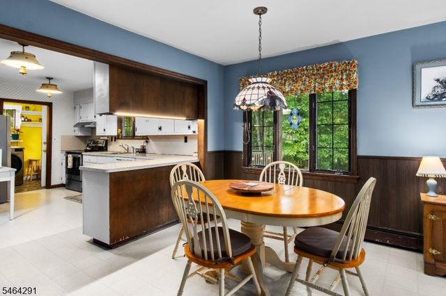 183 Eyland Ave, Roxbury Twp., NJ 07876