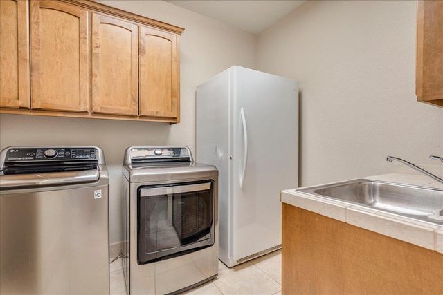 103 Silverstone DR, Georgetown, TX 78633