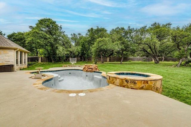 103 Silverstone DR, Georgetown, TX 78633