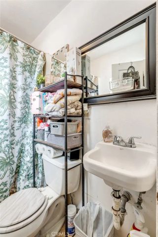 1302 E 48th Place, Los Angeles, CA 90011