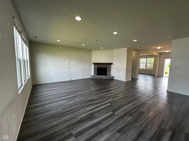 1218 Bedford Drive, Avon, IN 46123