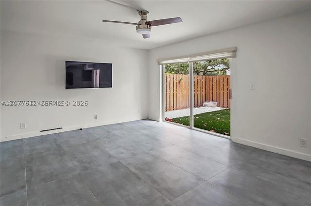 2161 Orange Grove Dr A-9, Davie, FL 33324