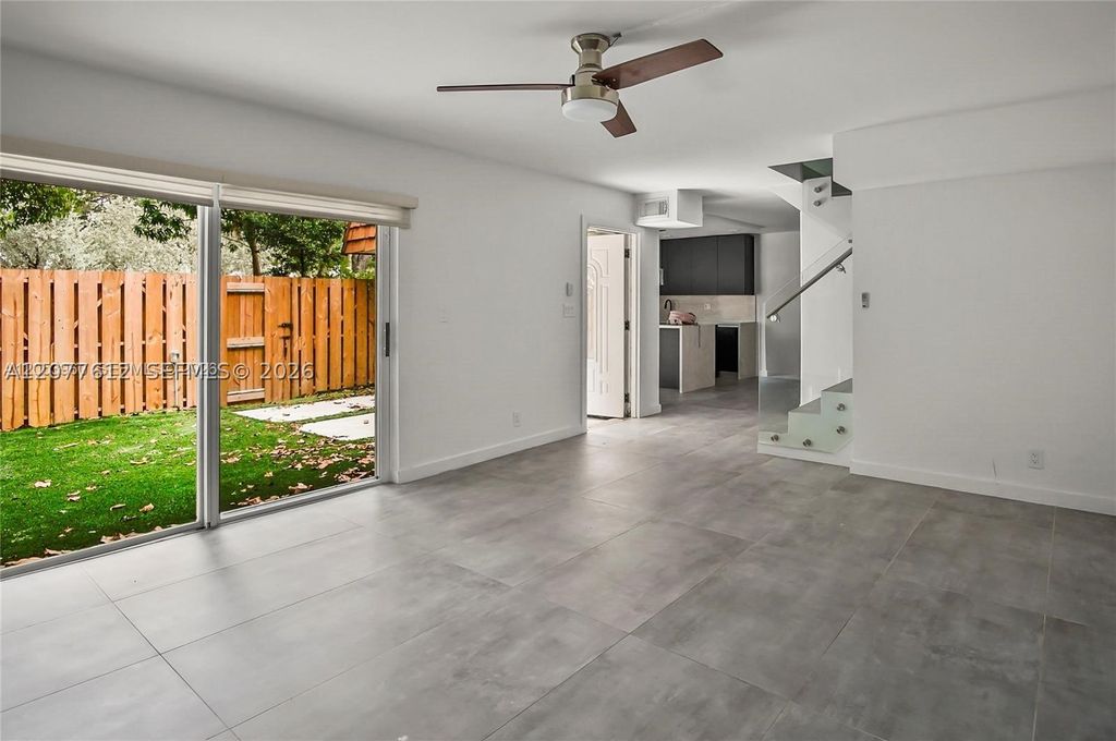2161 Orange Grove Dr A-9, Davie, FL 33324