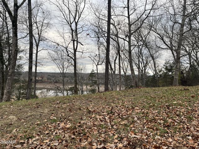 1516 Waterford, Newport, TN 37821