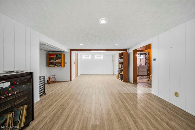 852 Englewood Road, Cleveland Heights, OH 44121