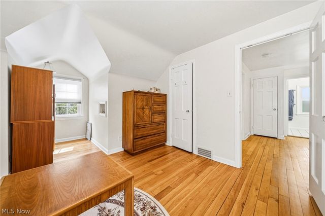 852 Englewood Road, Cleveland Heights, OH 44121