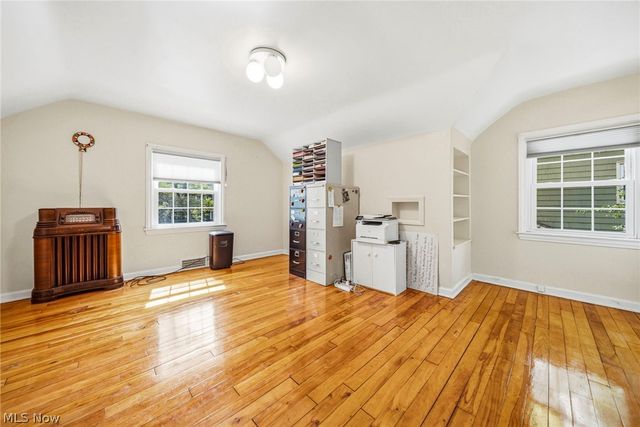 852 Englewood Road, Cleveland Heights, OH 44121