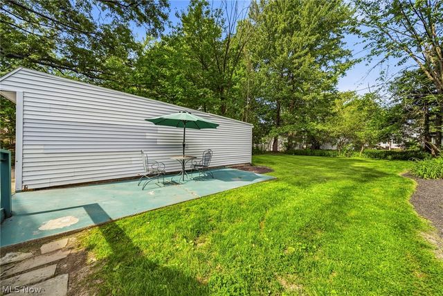 852 Englewood Road, Cleveland Heights, OH 44121