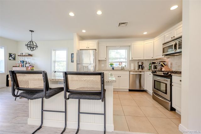 108 Neptune Boulevard Upper, Long Beach, NY 11561