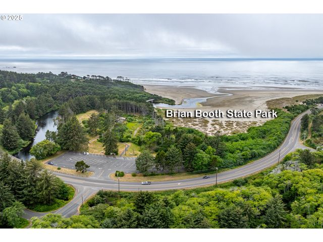 1055 Nw ESTATE Dr, Seal Rock, OR 97376