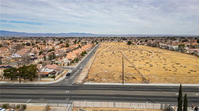 751 E K, Lancaster, CA 93535