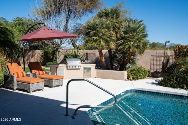 7124 E FOOTHILL Drive, Paradise Valley, AZ 85253