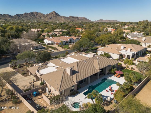 7124 E FOOTHILL Drive, Paradise Valley, AZ 85253