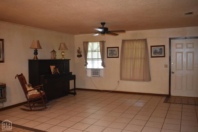 292 County Road 320, Jonesboro, AR 72401