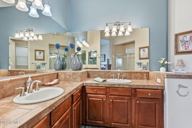 12395 W ROSEWOOD Lane, Peoria, AZ 85383