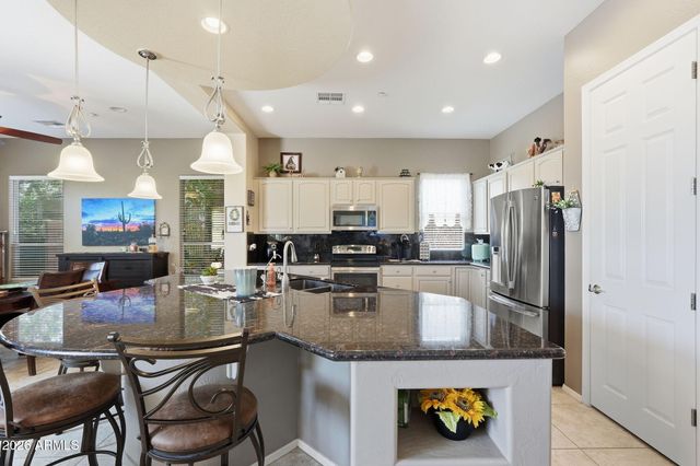 12395 W ROSEWOOD Lane, Peoria, AZ 85383