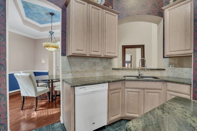 2630 Lakeforest Court, Dallas, TX 75214