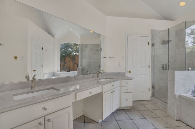 2630 Lakeforest Court, Dallas, TX 75214