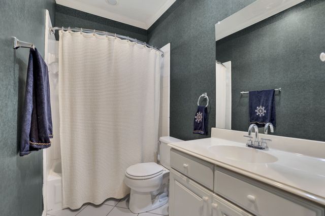 2630 Lakeforest Court, Dallas, TX 75214