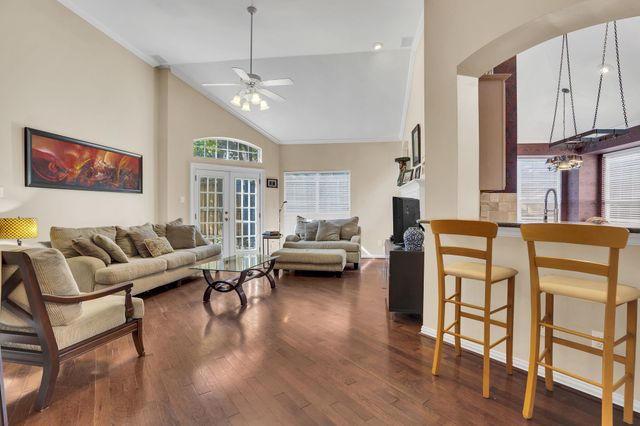 2630 Lakeforest Court, Dallas, TX 75214