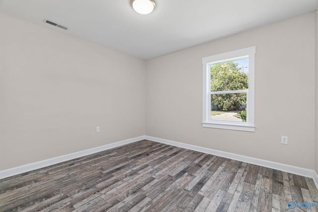 1824 Oakwood Avenue NE, Huntsville, AL 35811