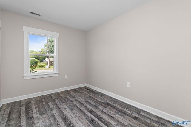1824 Oakwood Avenue NE, Huntsville, AL 35811