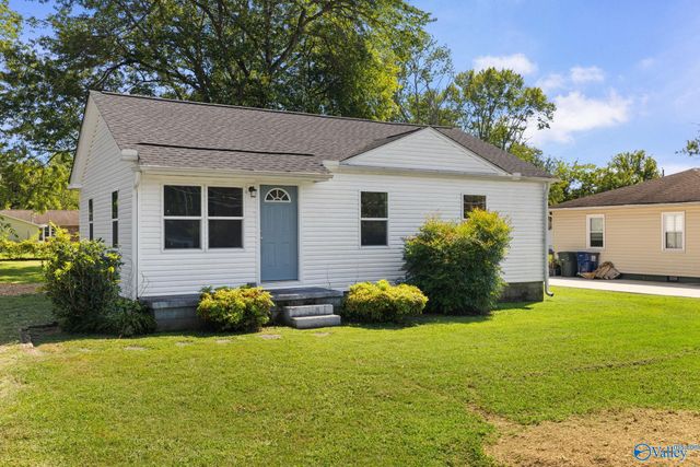 1824 Oakwood Avenue NE, Huntsville, AL 35811