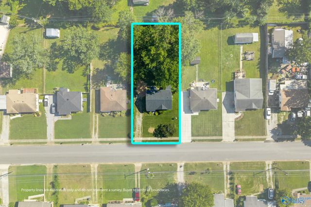 1824 Oakwood Avenue NE, Huntsville, AL 35811