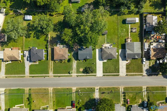 1824 Oakwood Avenue NE, Huntsville, AL 35811