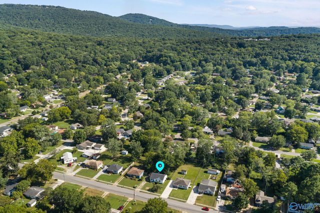 1824 Oakwood Avenue NE, Huntsville, AL 35811