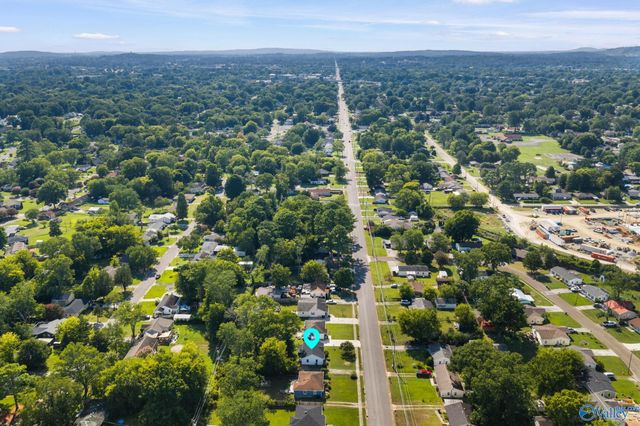 1824 Oakwood Avenue NE, Huntsville, AL 35811