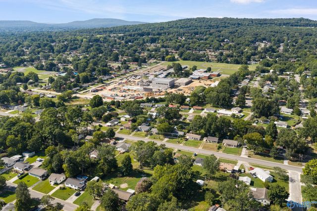 1824 Oakwood Avenue NE, Huntsville, AL 35811