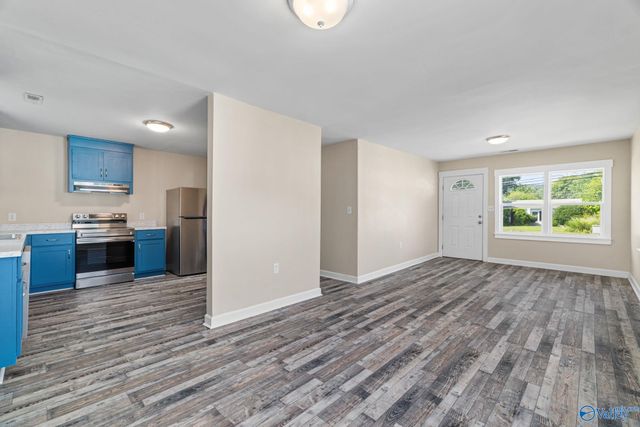 1824 Oakwood Avenue NE, Huntsville, AL 35811