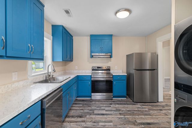 1824 Oakwood Avenue NE, Huntsville, AL 35811