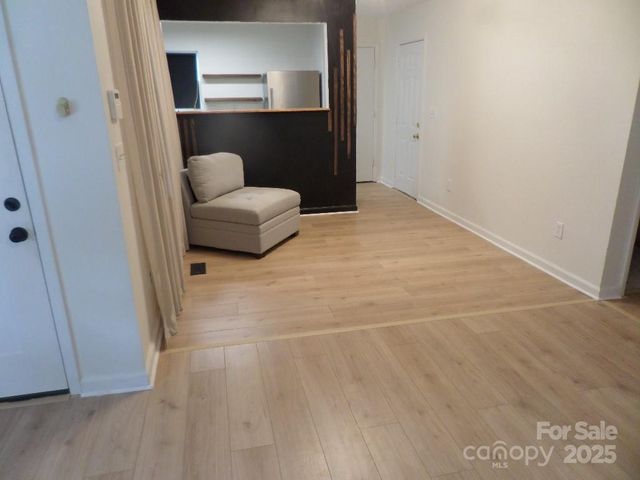 3216 Lasalle Street, Charlotte, NC 28216