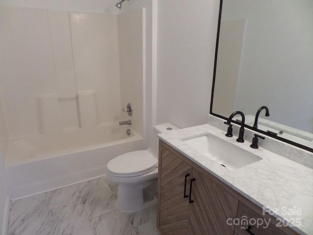 3216 Lasalle Street, Charlotte, NC 28216