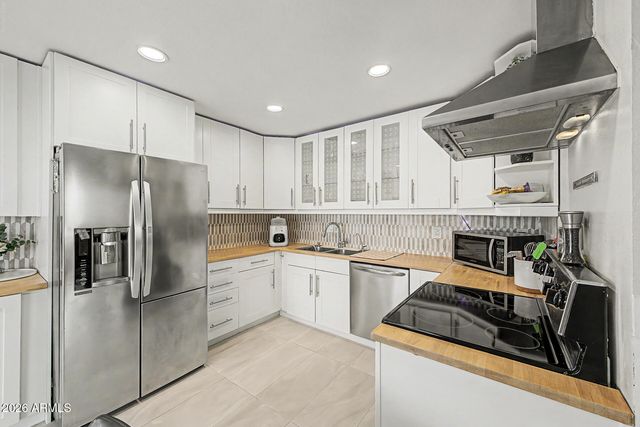 324 W SANTA CRUZ Drive, Tempe, AZ 85282