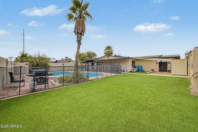 324 W SANTA CRUZ Drive, Tempe, AZ 85282