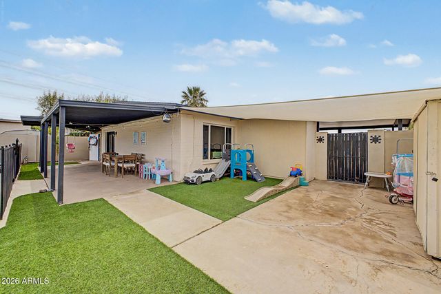 324 W SANTA CRUZ Drive, Tempe, AZ 85282