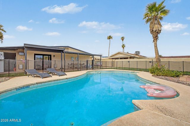 324 W SANTA CRUZ Drive, Tempe, AZ 85282