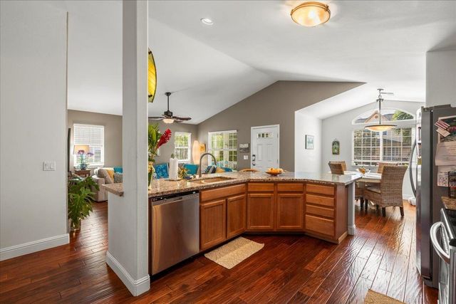 220 Oluea Cir, Kihei, HI 96753