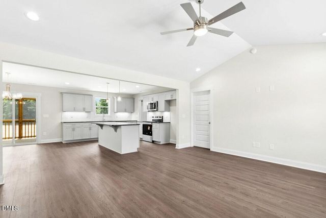 5998 Nc-50 S, Benson, NC 27504